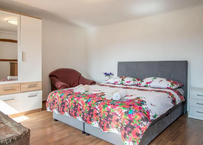 House Adria Prázdninový dům Jadranovo